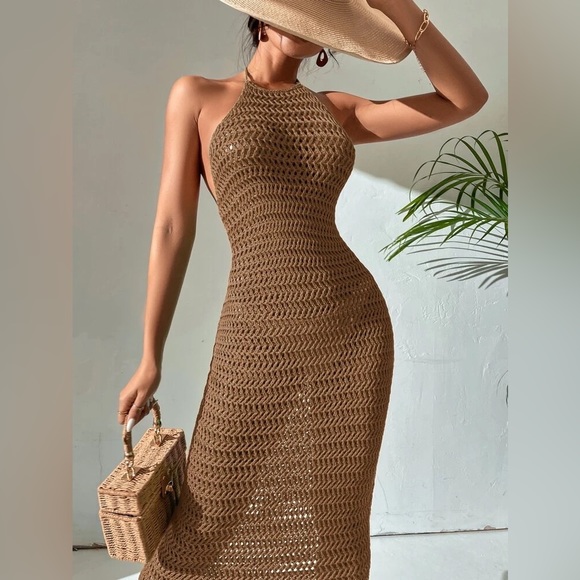 Josephine Crochet Backless Halter Neck Bodycon Dress - Picture 5 of 8